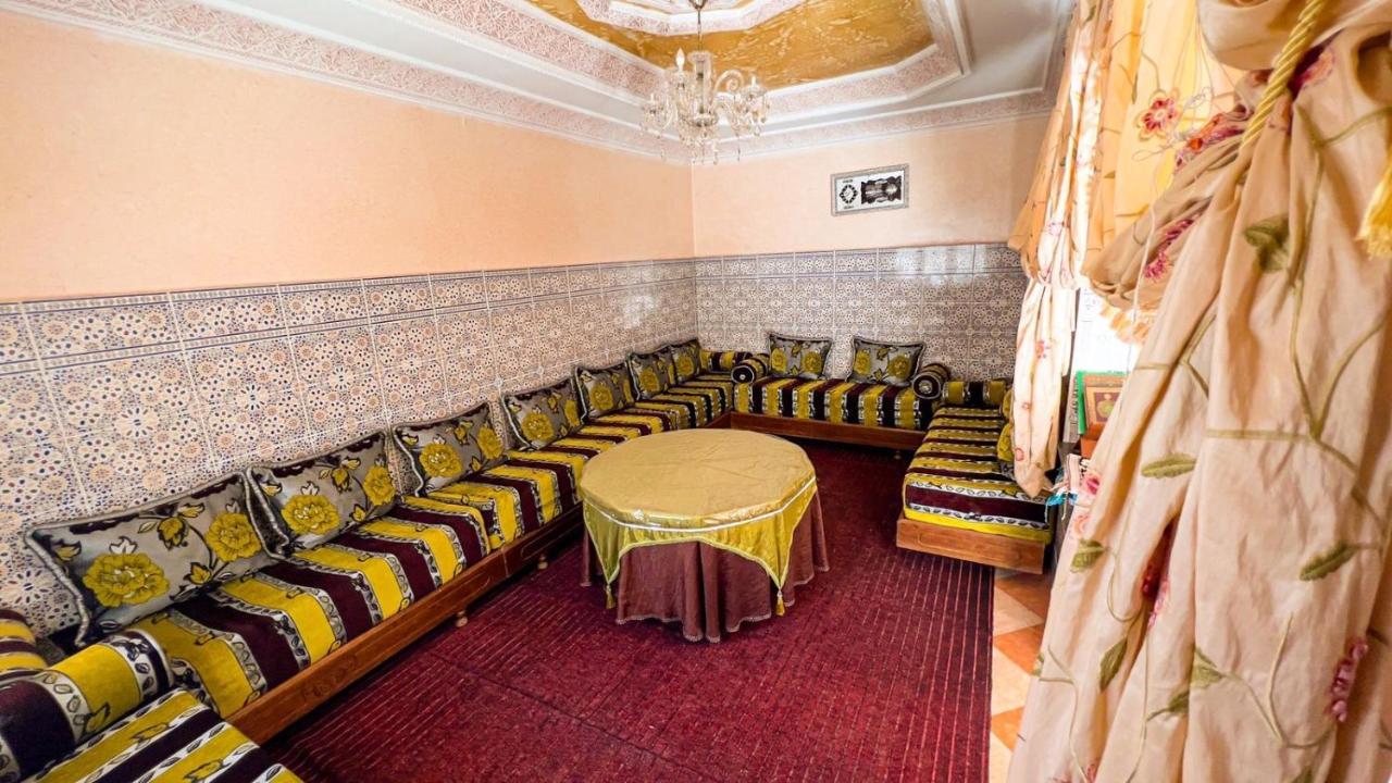 Dar Haut De Gamme Et A Un Prix Imaginaire Hostcom For Families Only Uchda  Exterior foto