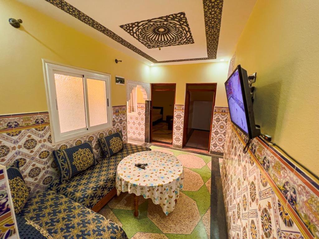 Dar Haut De Gamme Et A Un Prix Imaginaire Hostcom For Families Only Uchda  Exterior foto